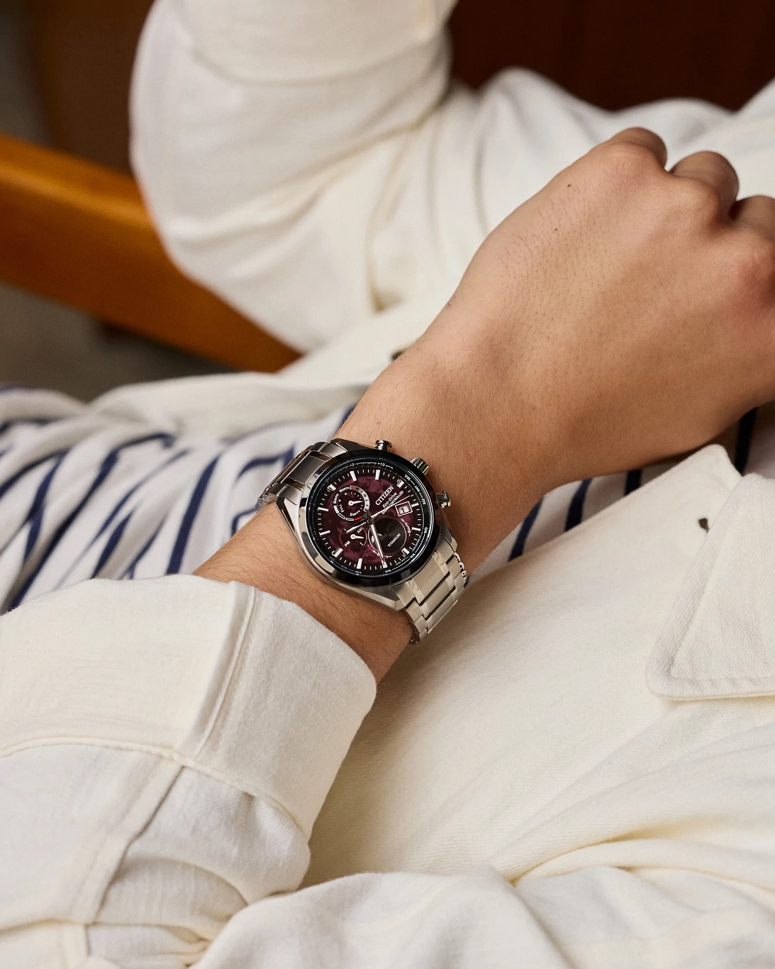 コレクション KUL Tsuki-yomi A-T Red Dial Super Titanium Bracelet BY1018-55X